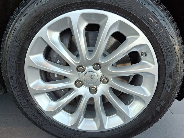 Used 2020 Land Rover Range Rover HSE image 7