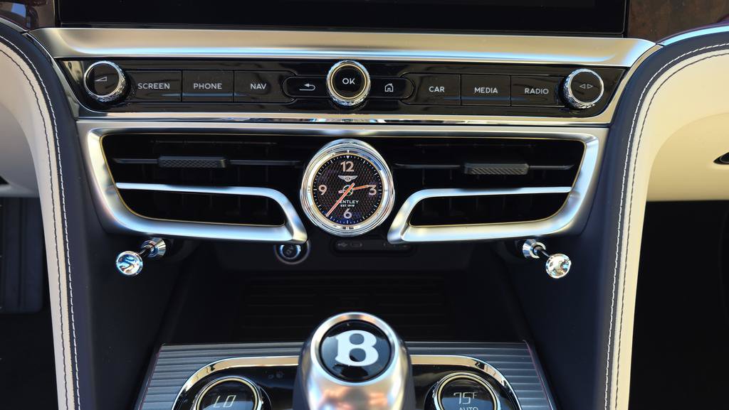 New 2025 Bentley Flying Spur Plug-In Hybrid AWD/4WD image 28