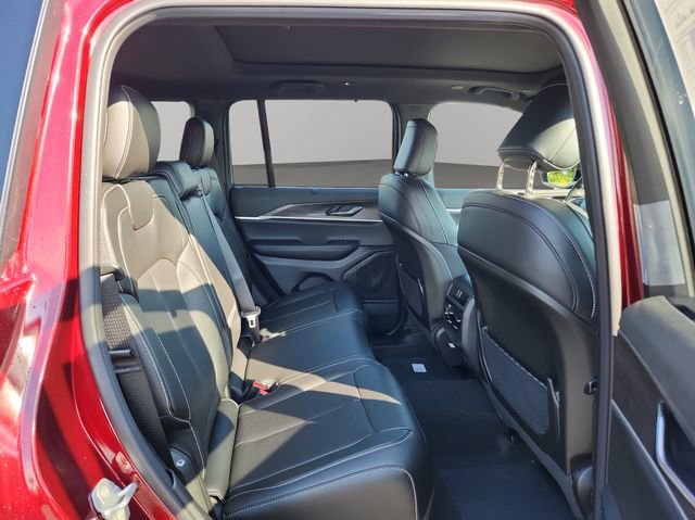 New 2025 Jeep Grand Cherokee Limited image 34