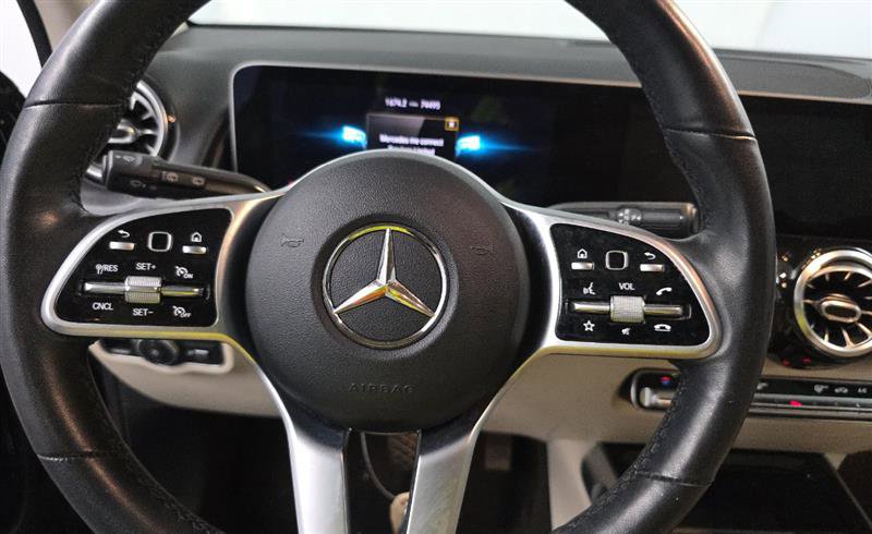 Used 2021 Mercedes-Benz GLB 250 GLB 250 w/ Premium Package image 6