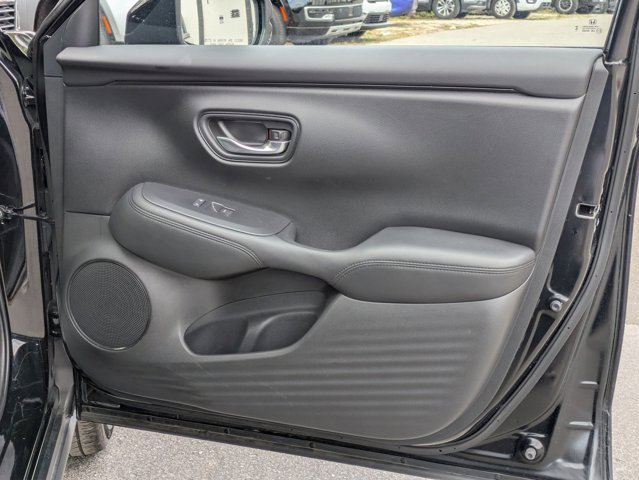 Used 2025 Honda HR-V LX image 26