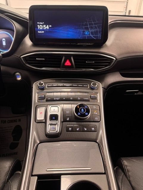 Used 2023 Hyundai Santa Fe Limited AWD/4WD image 17