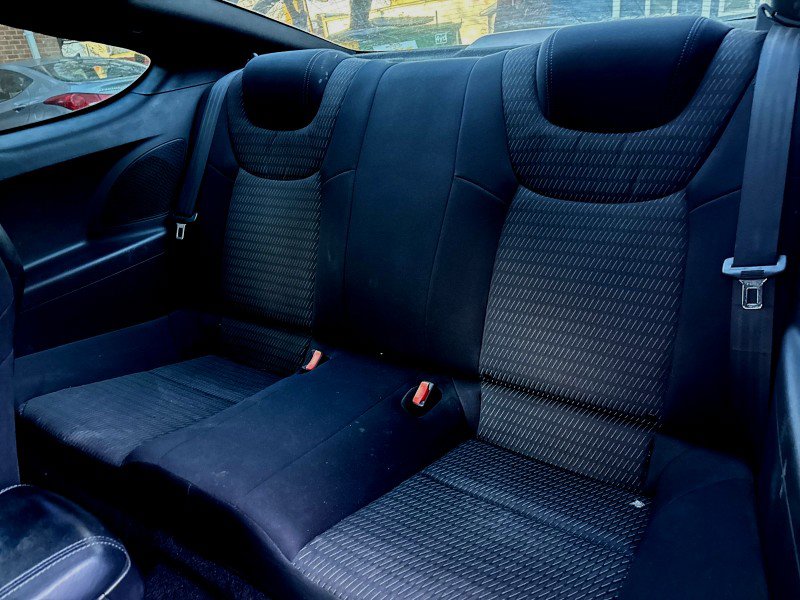 Used 2014 Hyundai Genesis 2.0T image 24