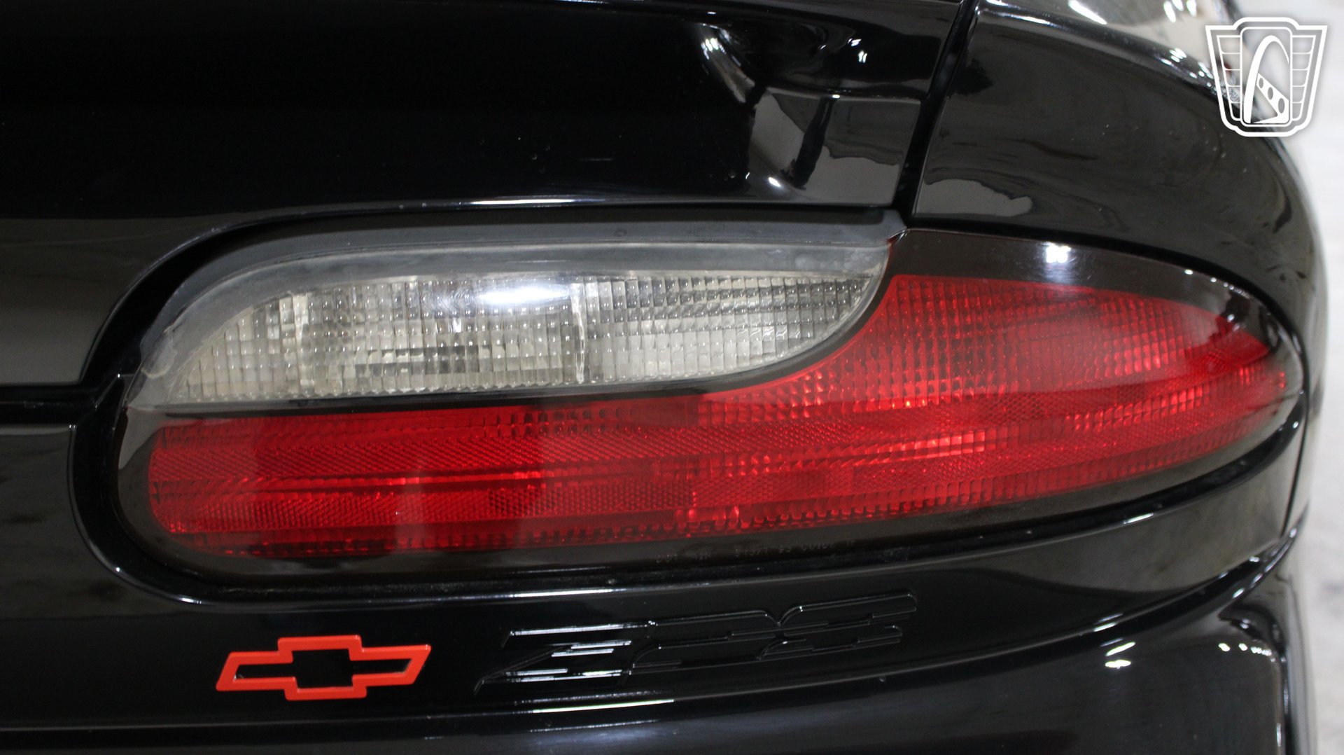 Used 1995 Chevrolet Camaro Z28 RWD image 9
