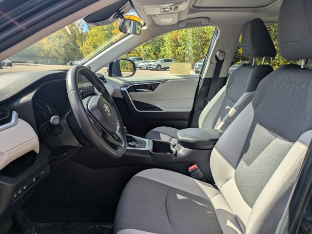 Used 2024 Toyota RAV4 XLE w/ Convenience Package AWD/4WD image 17