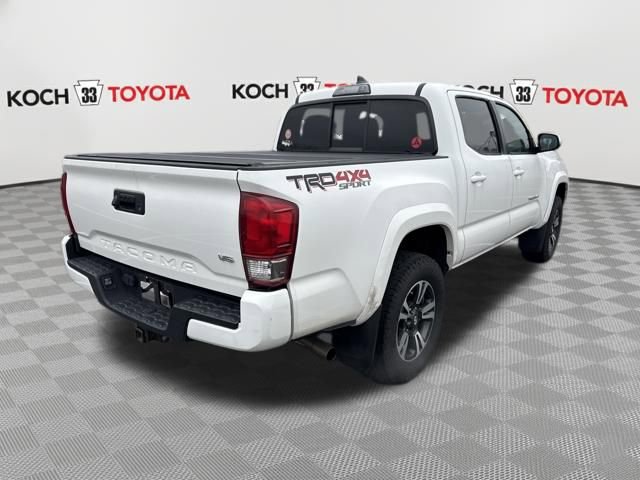 Used 2016 Toyota Tacoma TRD Sport w/ Towing Package image 8