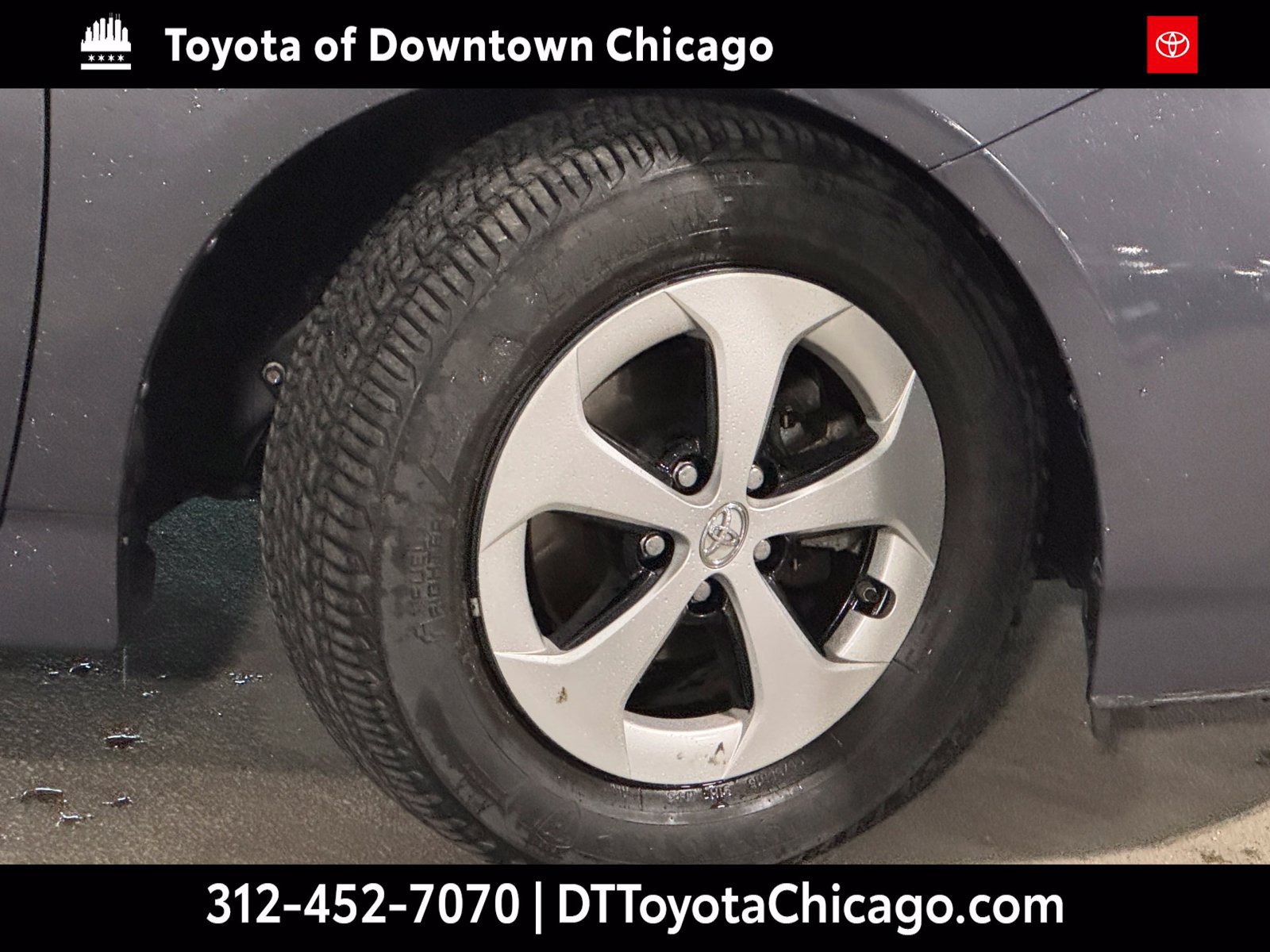 Used 2012 Toyota Prius Four FWD image 2