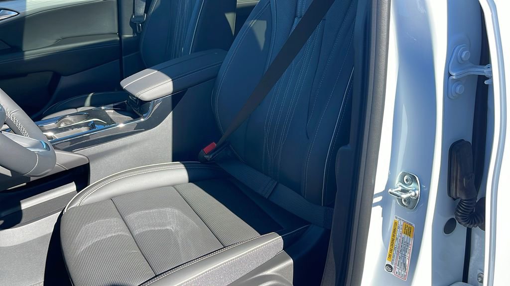 New 2026 Buick Envision Avenir image 12