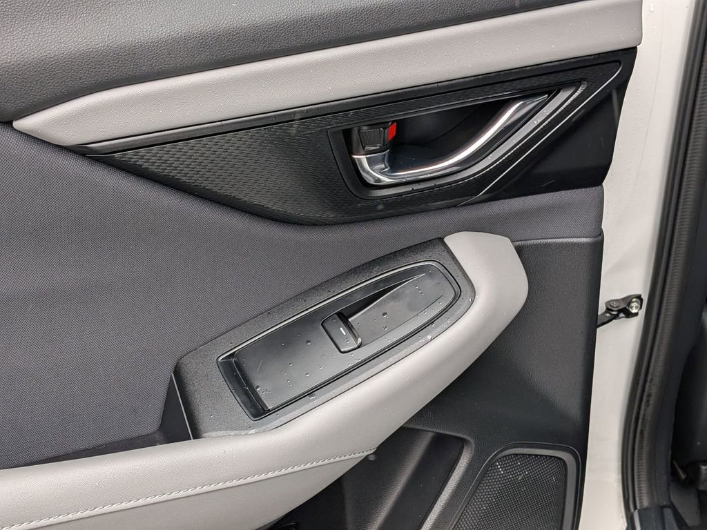 Used 2025 Subaru Outback Premium image 27