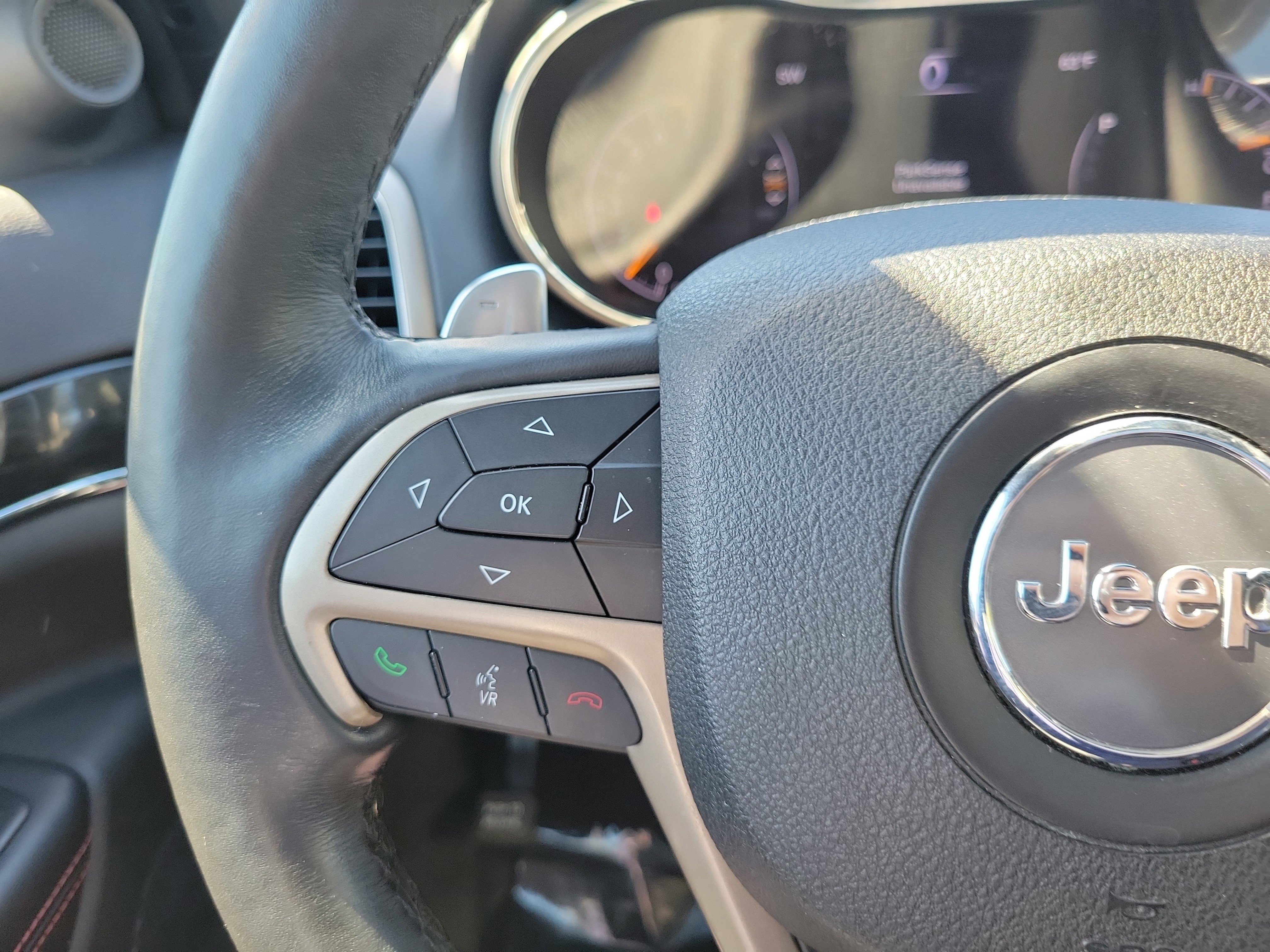 Used 2016 Jeep Grand Cherokee Limited 75th Anniversary image 20