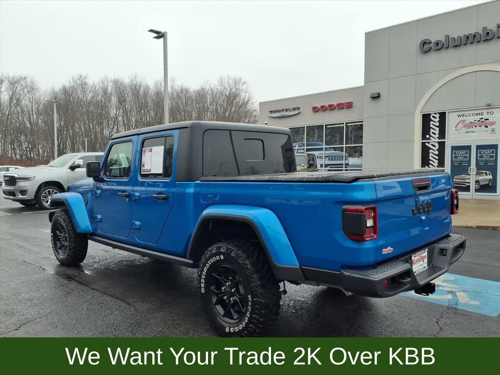 Used 2024 Jeep Gladiator Sport image 2
