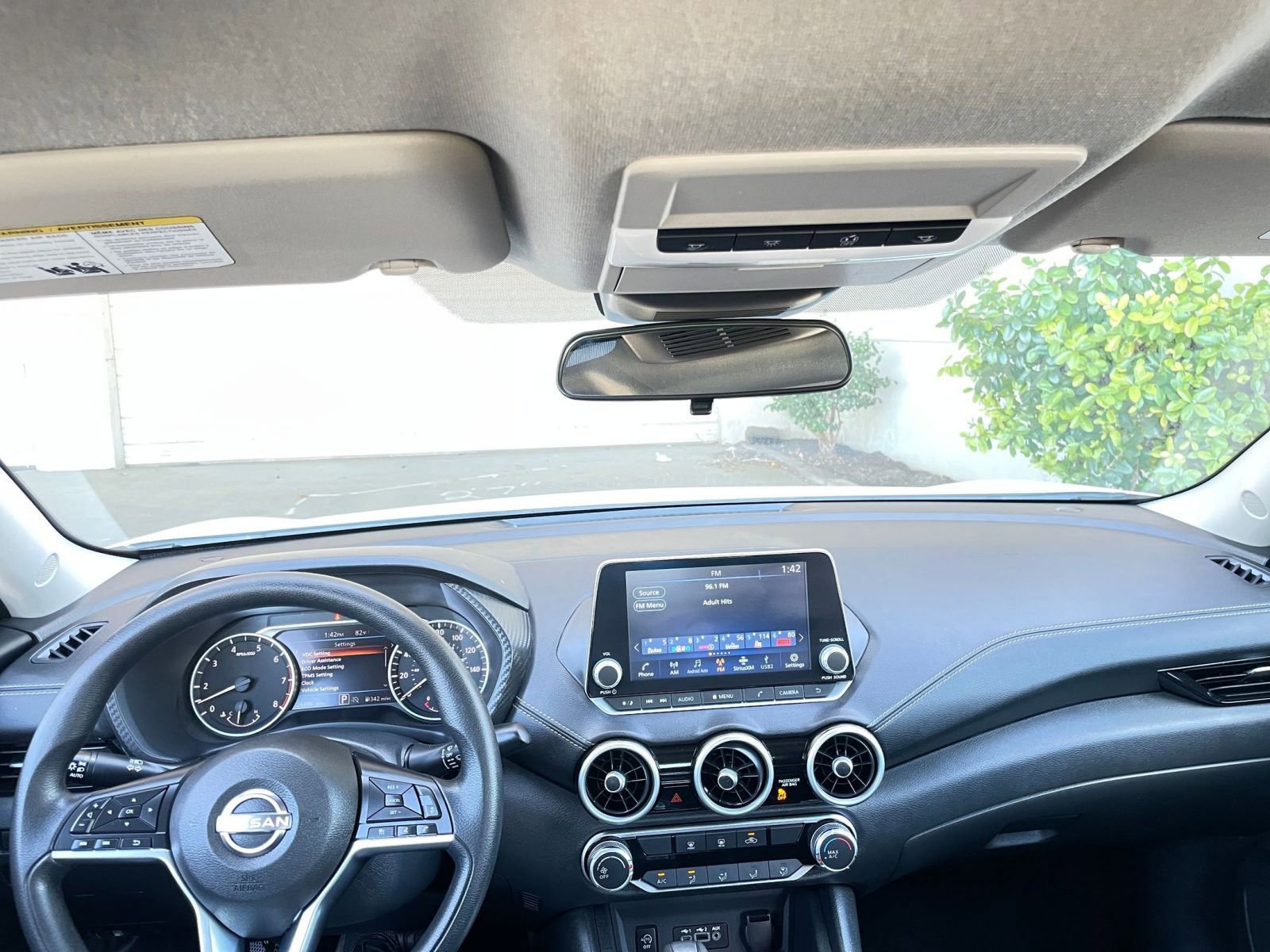 Used 2025 Nissan Sentra SV image 33