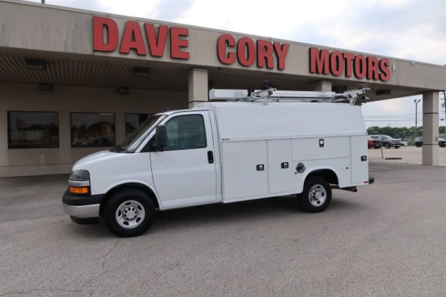 Used 2020 Chevrolet Express 3500 w/ Power Convenience Package RWD image 1