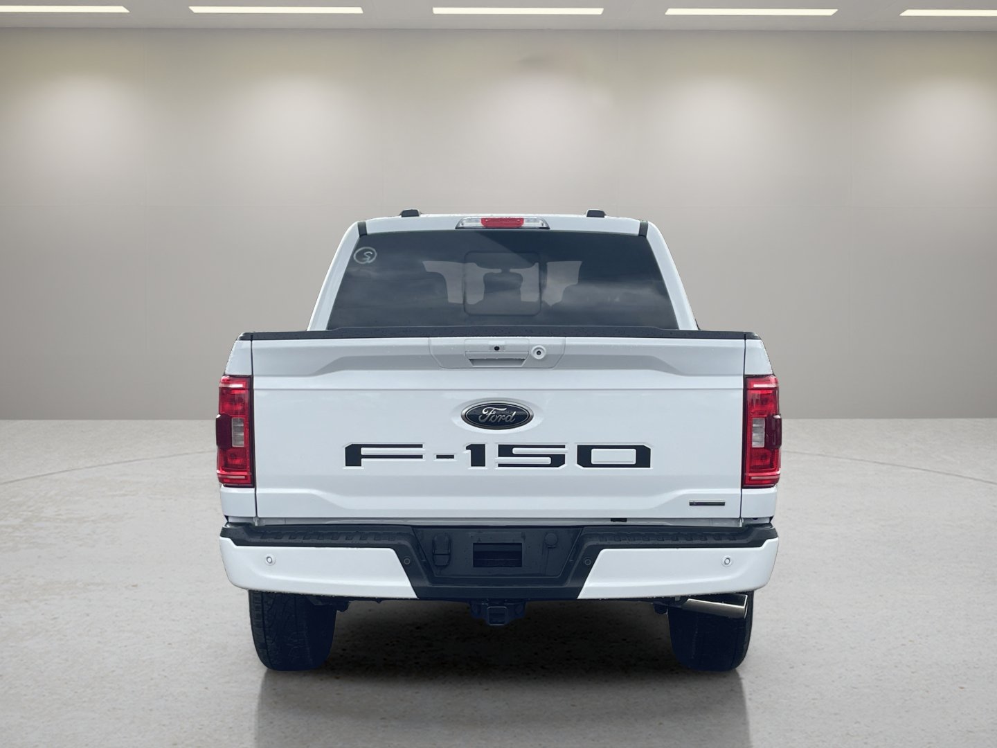 Used 2022 Ford F150 XLT w/ Equipment Group 302A High AWD/4WD image 15