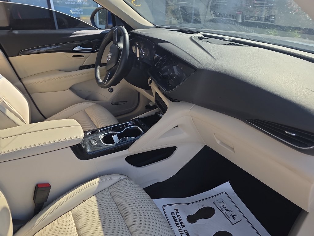 Used 2022 Buick Envision Essence w/ Technology Package I image 10