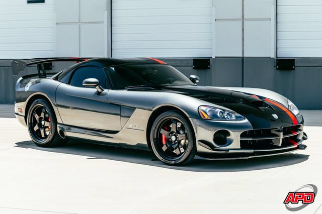 Used 2010 Dodge Viper ACR RWD image 41