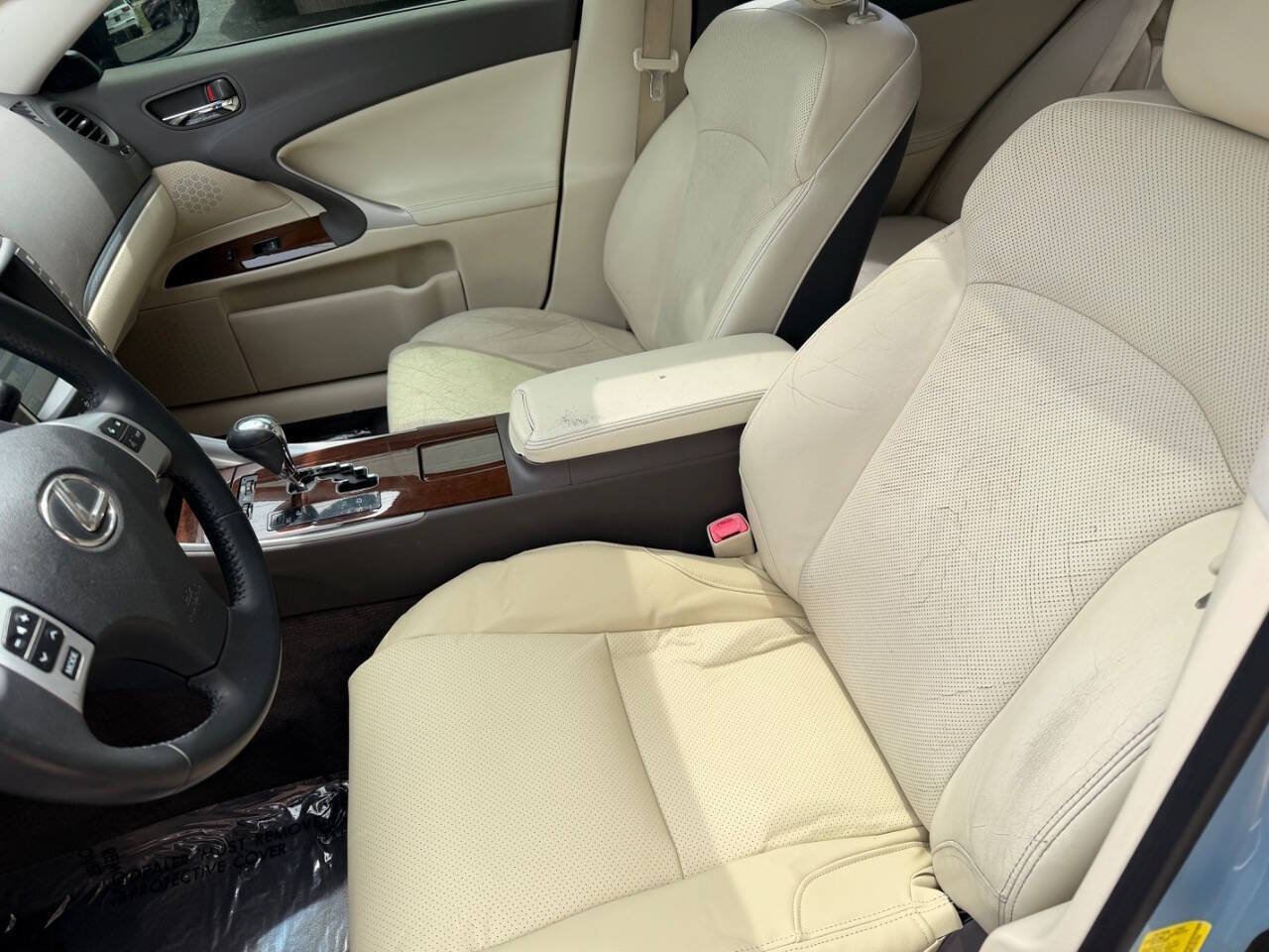 Used 2011 Lexus IS 250 w/ Premium Pkg Value Edition RWD image 17