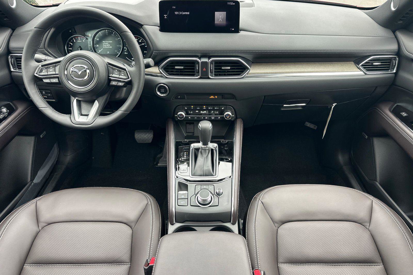 New 2025 MAZDA CX-5 Signature image 12