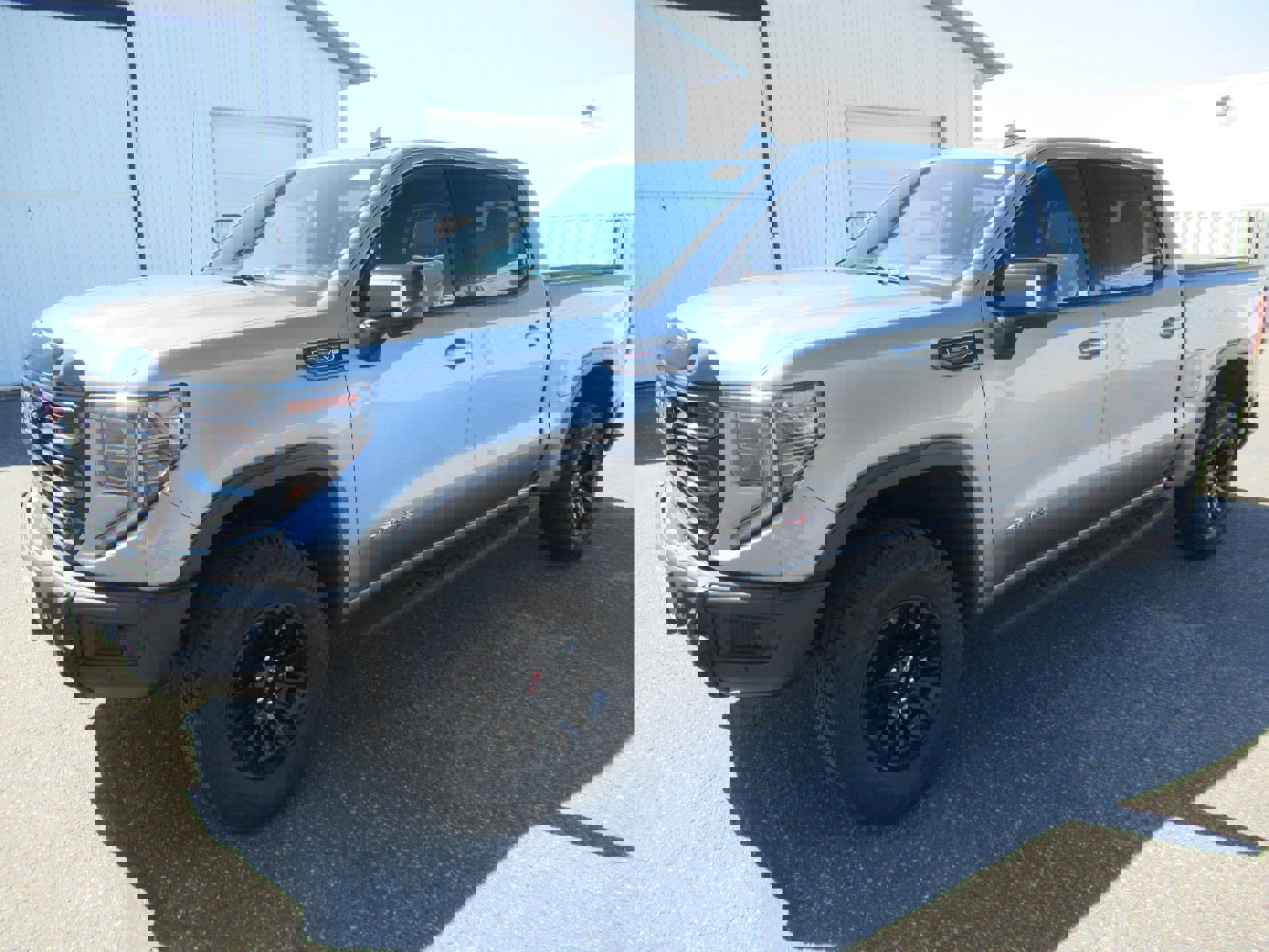 Certified 2023 GMC Sierra 1500 AT4X AWD/4WD image 1