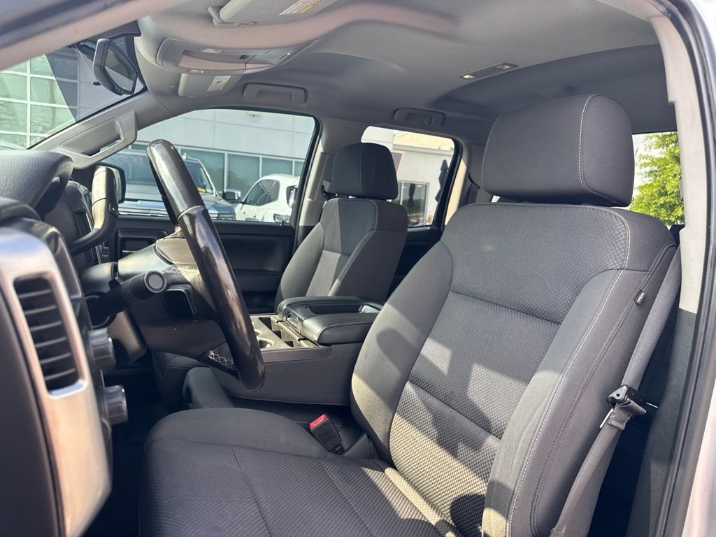 Used 2019 Chevrolet Silverado 1500 LT AWD/4WD image 14