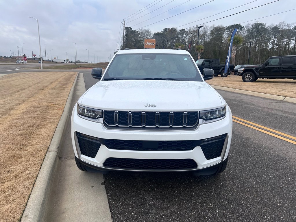 New 2026 Jeep Grand Cherokee Limited w/ Trailer Tow Package AWD/4WD image 9