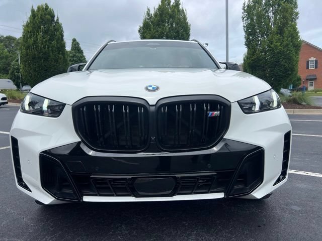 Used 2024 BMW X5 M60i AWD/4WD image 3