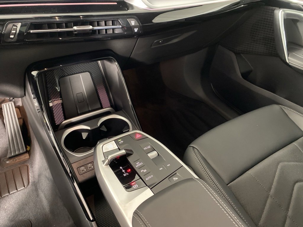 New 2026 BMW X1 xDrive28i w/ Technology Package image 16