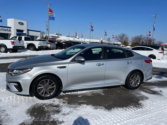 Used 2020 Kia Optima LX image 4