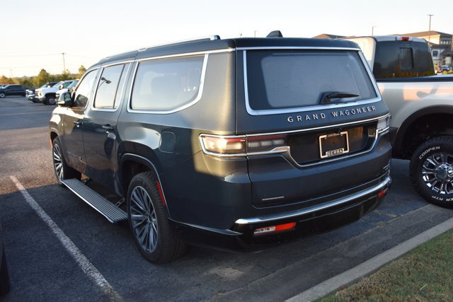 Used 2023 Jeep Grand Wagoneer L Series III AWD/4WD image 6