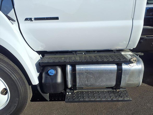 New 2027 Ford F750 2WD Regular Cab Super Duty image 13