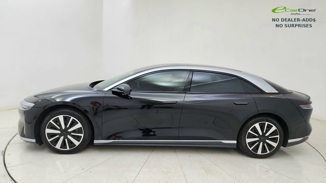 Used 2024 Lucid Air Touring image 3