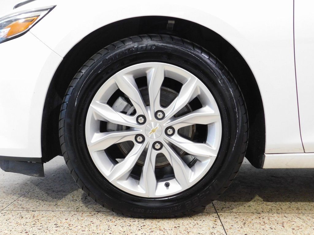 Used 2022 Chevrolet Malibu LT image 23