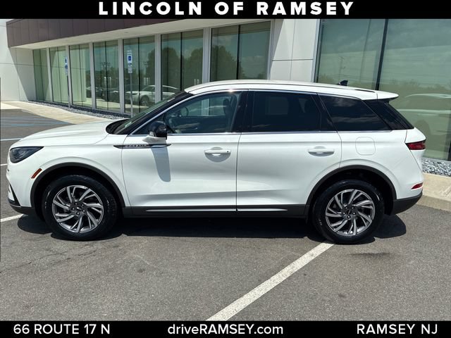 Certified 2023 Lincoln Corsair AWD image 2