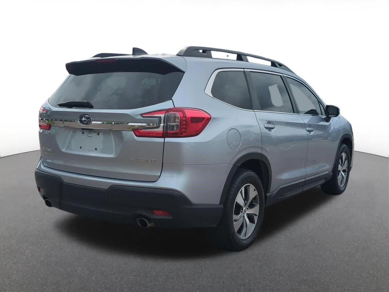 Certified 2023 Subaru Ascent Premium w/ Convenience Package AWD/4WD image 6