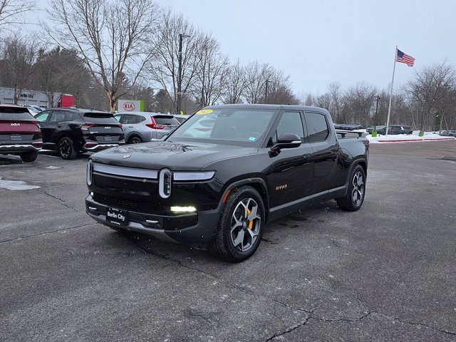 Used 2022 Rivian R1T Adventure image 4