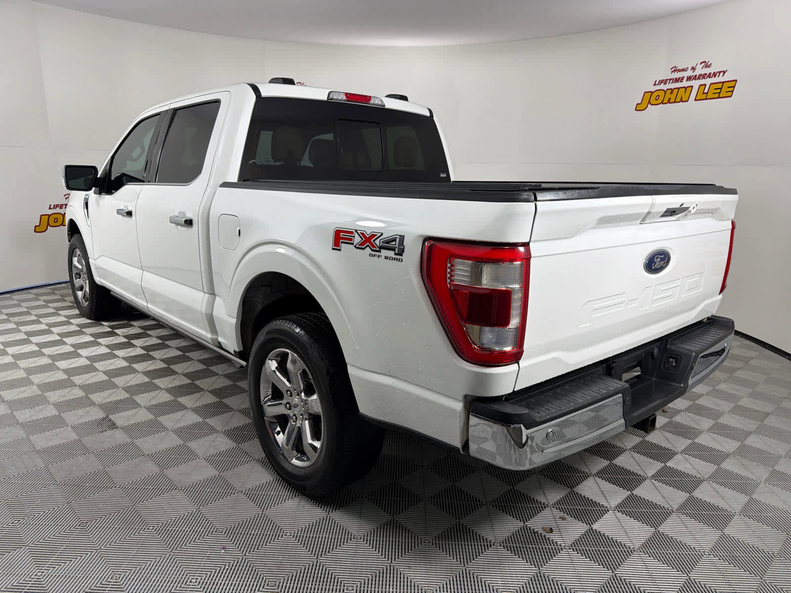Used 2021 Ford F150 Lariat w/ Equipment Group 502A High image 3