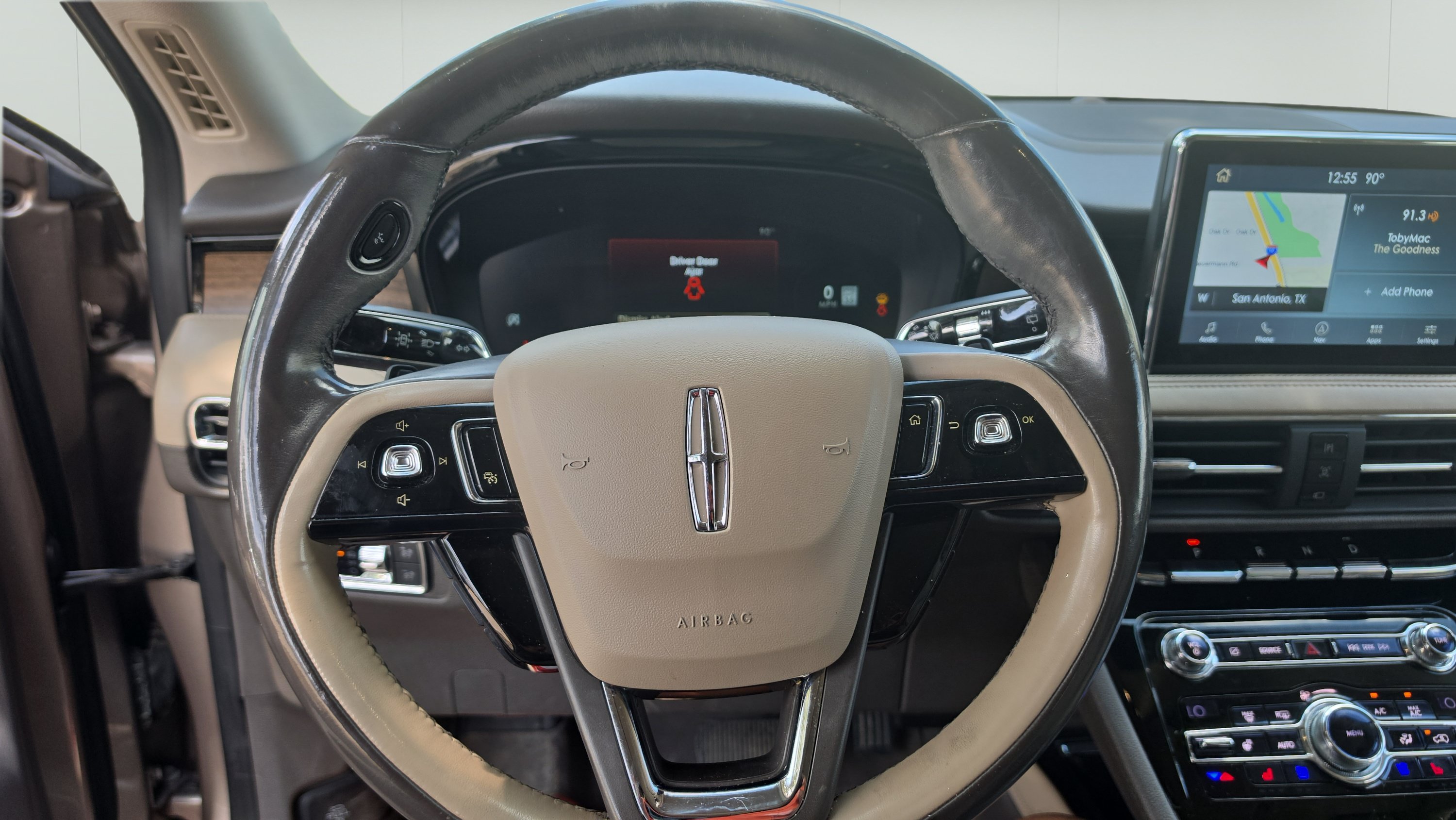 Used 2020 Lincoln Corsair Reserve w/ Equipment Group 202A AWD/4WD image 11