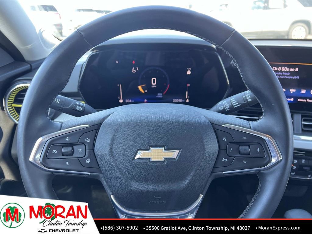 Certified 2024 Chevrolet Trax LT w/ Driver Confidence Package image 18