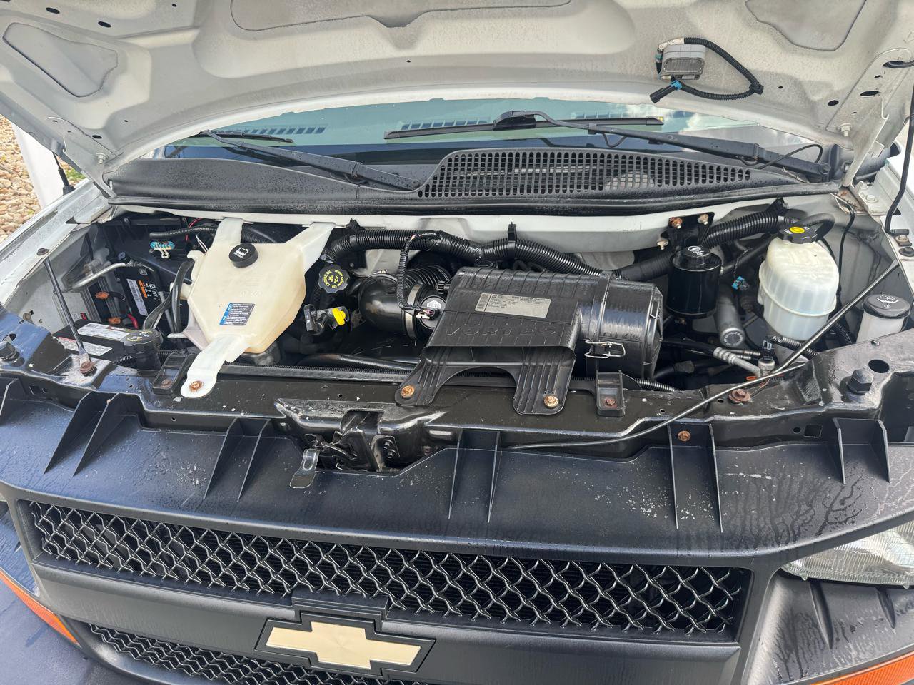 Used 2011 Chevrolet Express 1500 RWD image 27