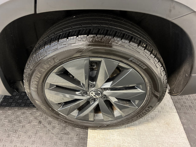 Certified 2024 Volkswagen Taos S FWD image 15