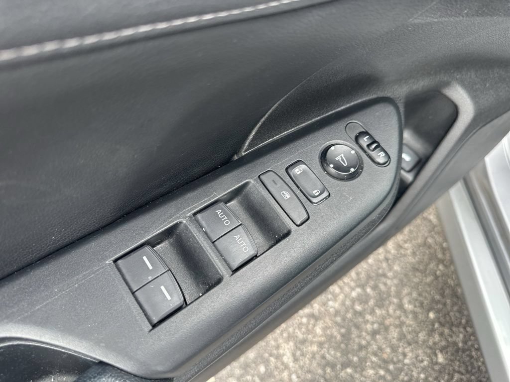 Used 2016 Honda Civic Touring image 18