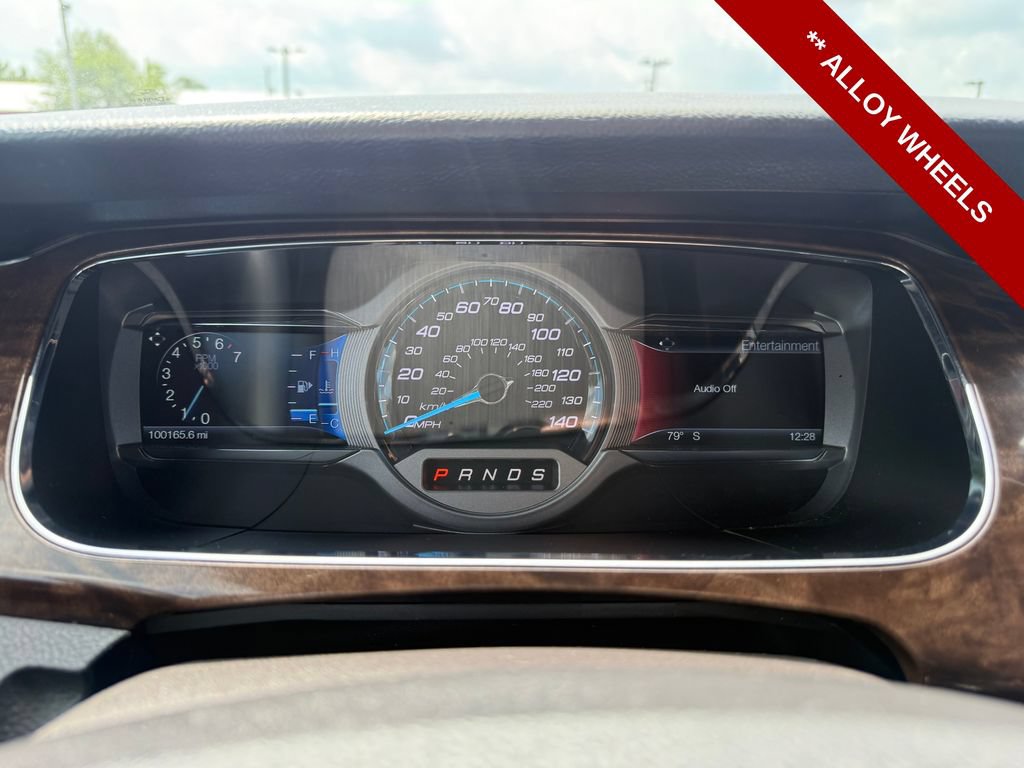 Used 2019 Ford Taurus Limited FWD image 20