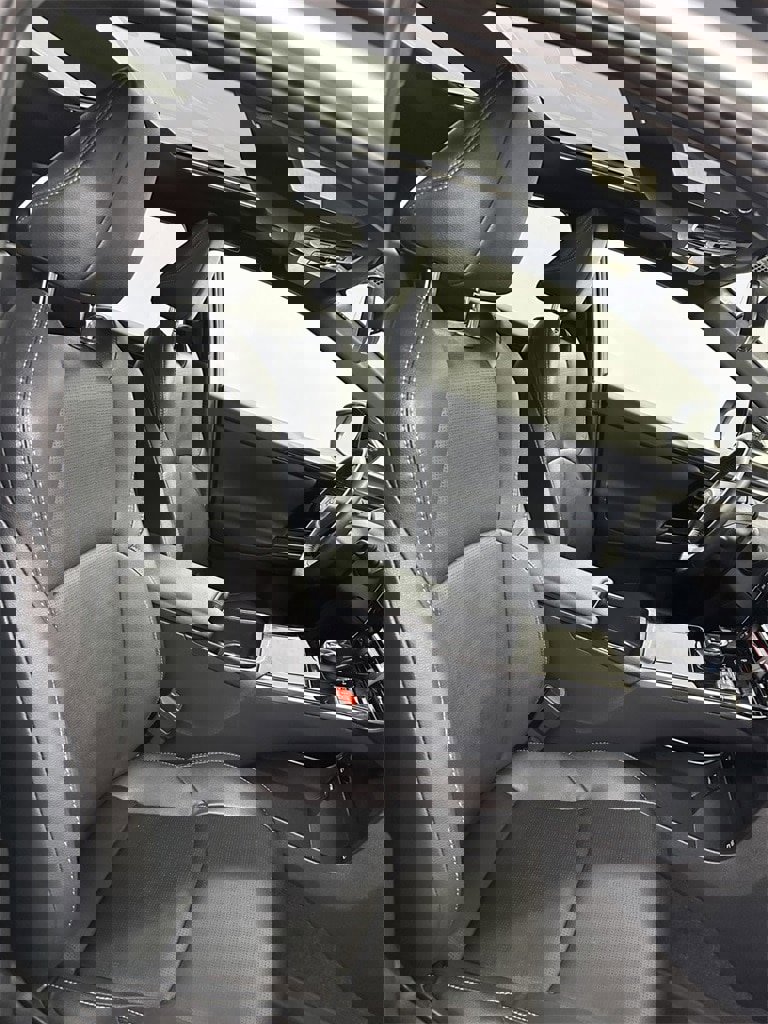 Used 2023 Toyota bZ4X Limited image 40