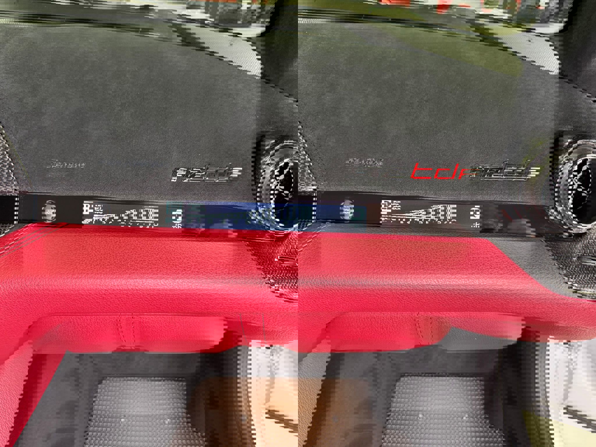 Used 2017 Ferrari F12tdf image 29