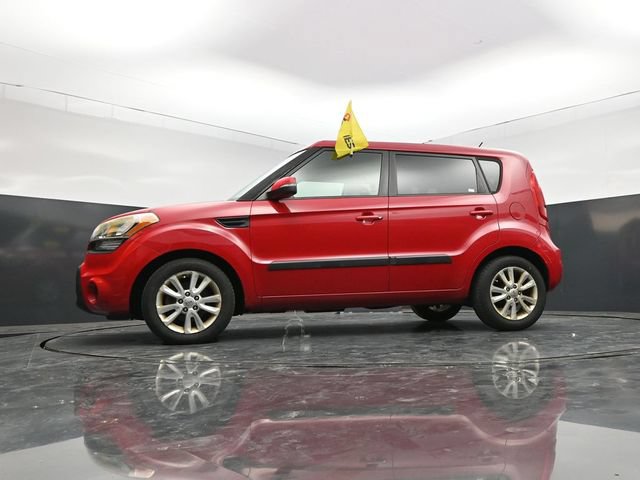 Used 2013 Kia Soul + FWD image 47