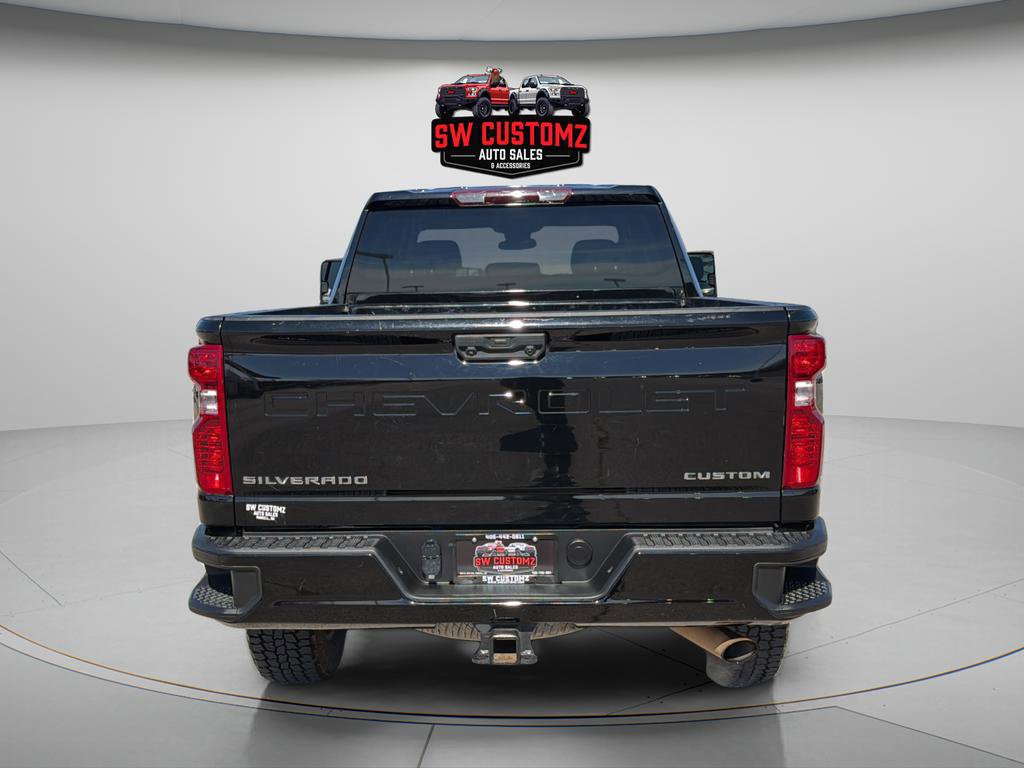 Used 2024 Chevrolet Silverado 2500 Custom w/ Custom Convenience Package image 5