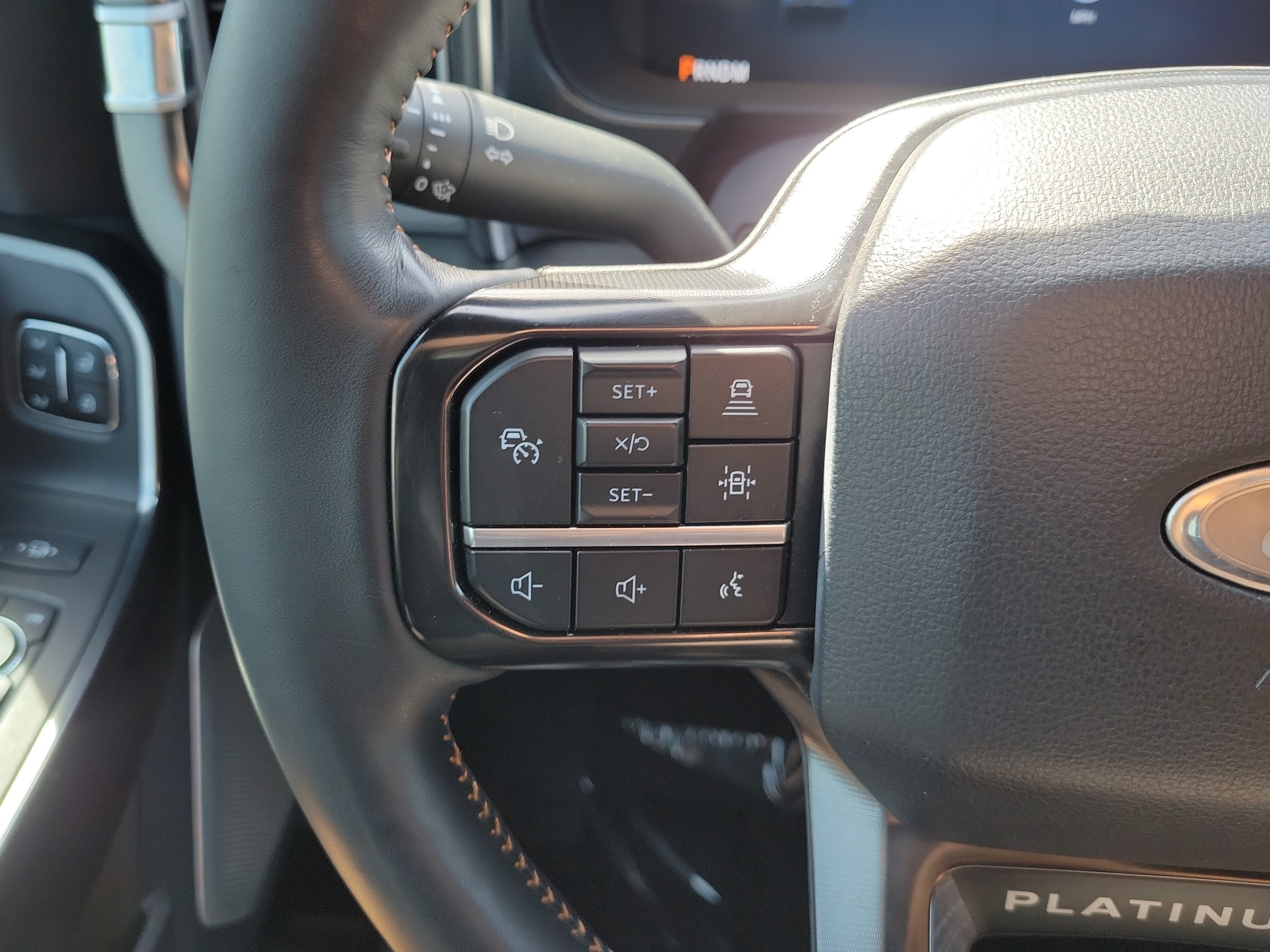 Certified 2024 Ford F250 Platinum w/ Tremor Off-Road Package AWD/4WD image 24