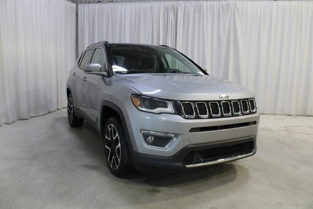 Used 2021 Jeep Compass Limited w/ Sun and Sound Group AWD/4WD image 39