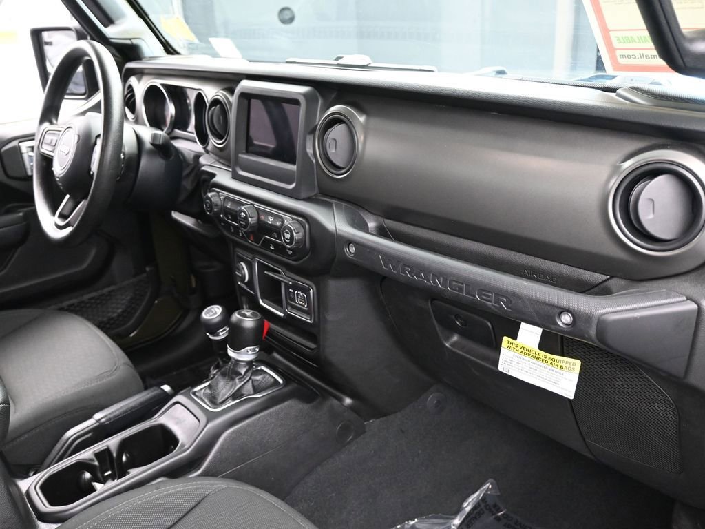 Used 2022 Jeep Wrangler Unlimited Sport image 46
