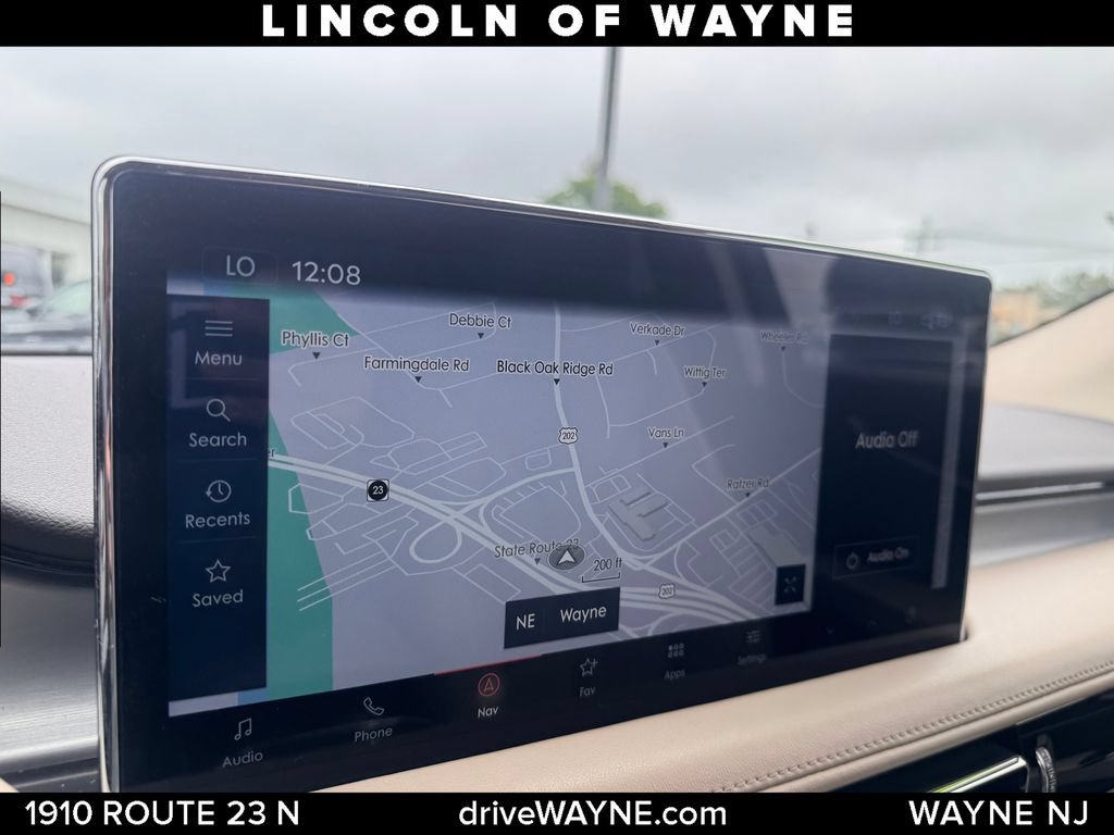 Certified 2022 Lincoln Nautilus AWD w/ Premium Package image 18
